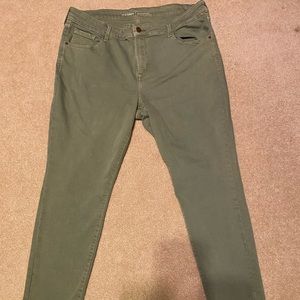 Old Navy Rockstar Jeans Size 16